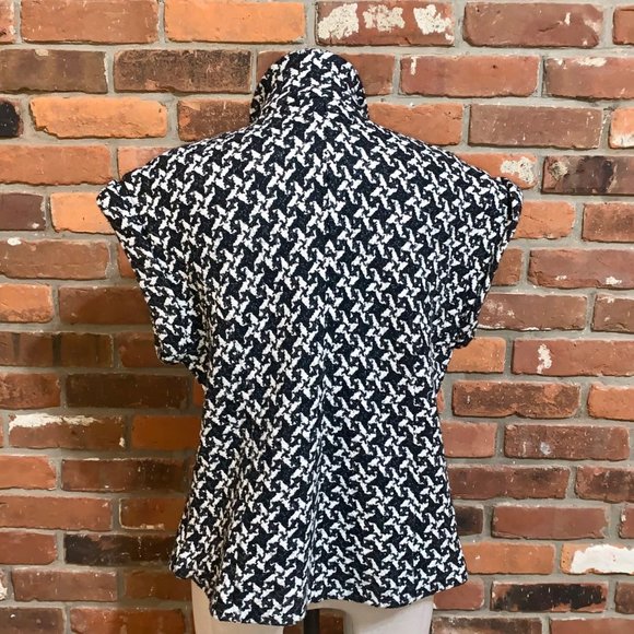 Christopher & Banks Black And White Printed Tie Front Sleeveless Jacket Large - Picture 5 of 8